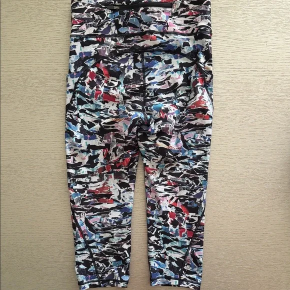 lululemon athletica Leggings - Picture 4 of 7